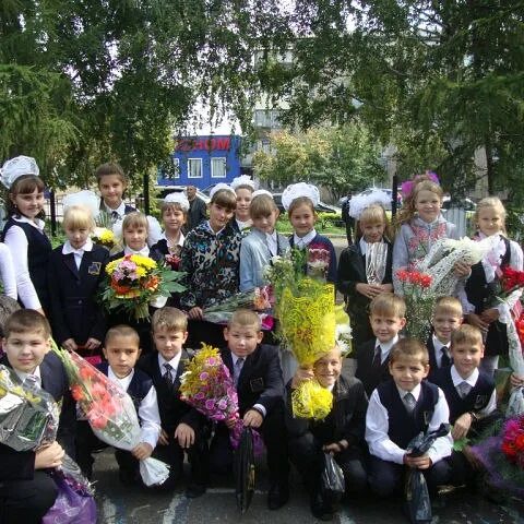 Сайт гимназии 1 кузнецк изменения. Гимназия ленинск кузнецкий. директор гимназии 18 ленинск-кузнецкий. школа 18 ленинск-кузнецкий. гимназия 18 ленинск-кузнецкий 2025.