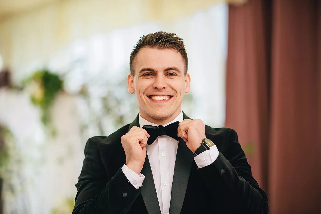 Weddcity тамада на свадьбу. Фотосессия для ведущих праздников. Ведущий тамада. Weddcity тамада на свадьбу. Тамада алиса казань.