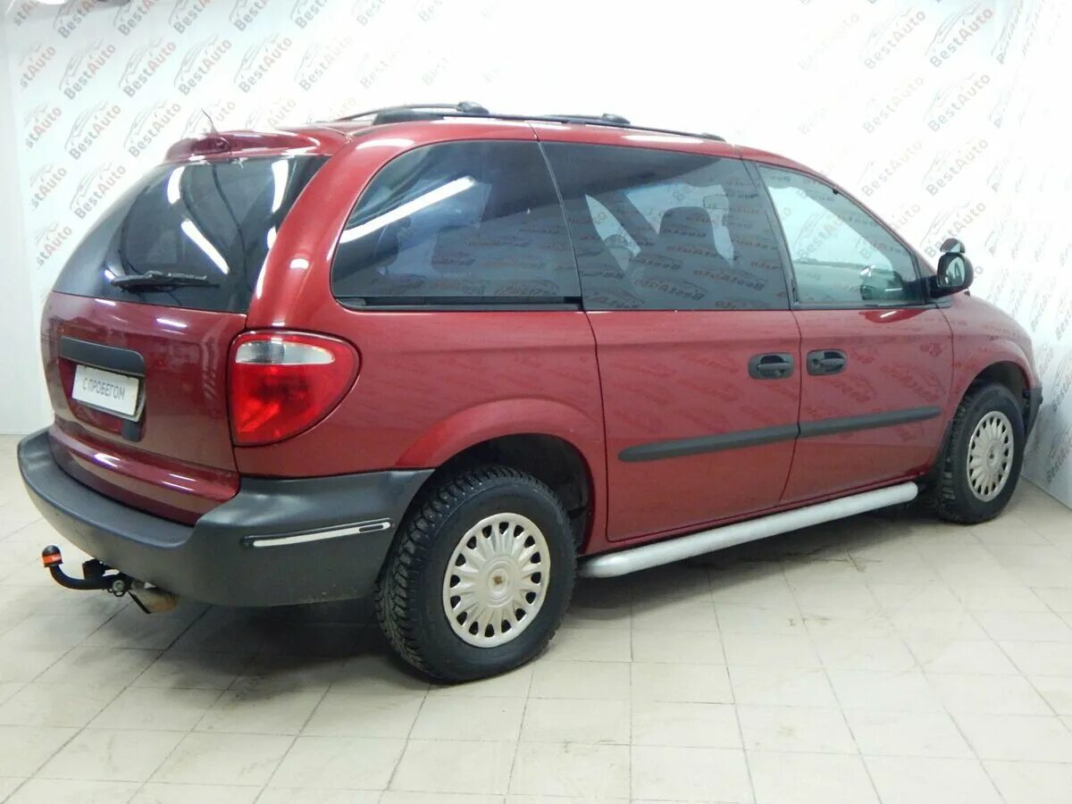 Dodge Caravan 2005. Додж Караван красный 2005. Додж Караван 2005. Додж Караван 2005г. Красный караван