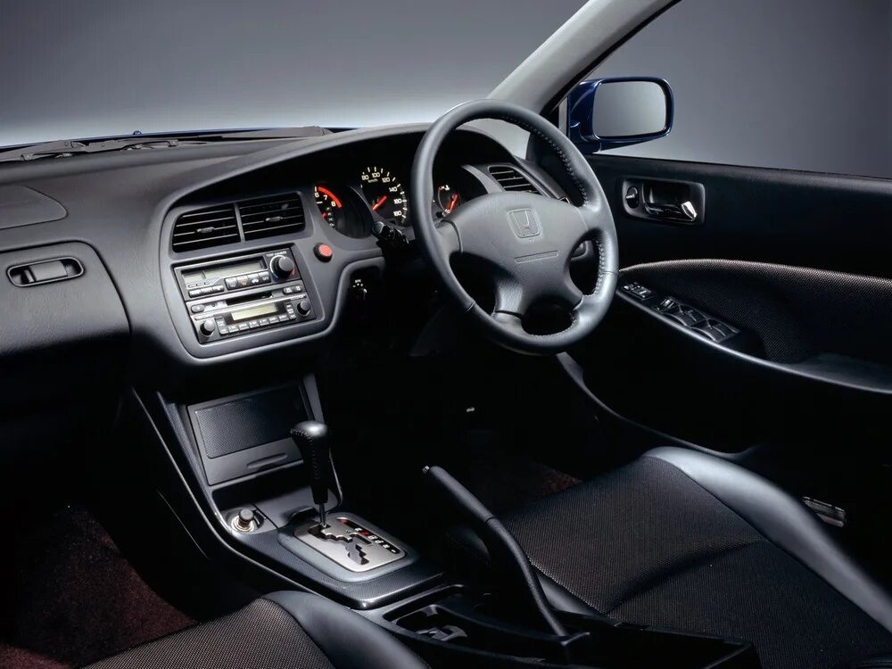 Honda accord 6 салон. Хонда аккорд 6 поколения салон. Хонда аккорд vi 2001 салон. Honda accord 6 салон. Салон хонда аккорд 6.