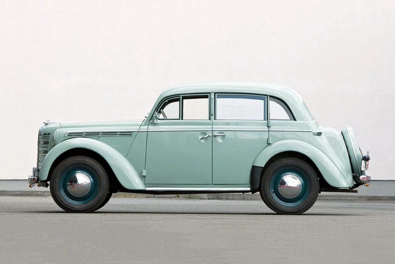 Москвич военных лет. Opel Kadett k38. Opel Kadett 1938. Москвич 400 Opel Kadett. Opel Kadett 38.