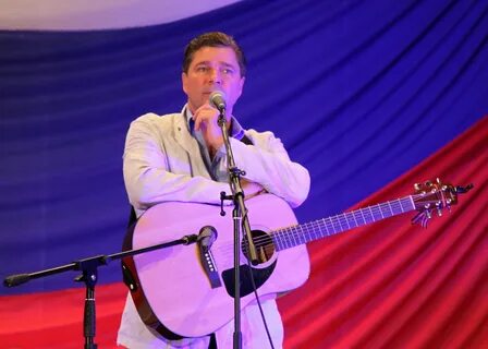 Сколько лет сергею маховикова