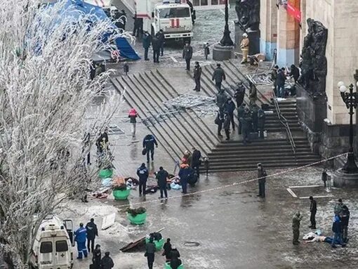 8 декабря 2013. Теракт в Волгограде вокзал. Теракт в Волгограде 2013 вокзал. Взрыв вокзала в Волгограде.