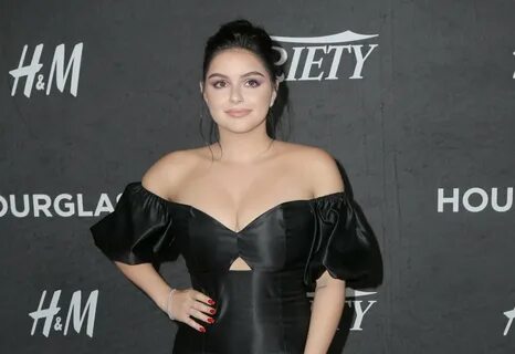 Ariel Winter Measurements: Height, Weight & More.