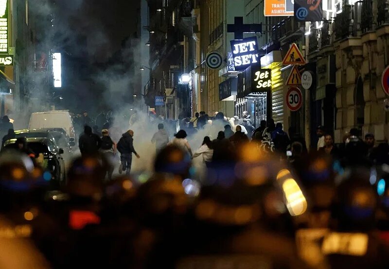 Полиция Франции. Беспорядки в Швейцарии. Атака 30 декабря