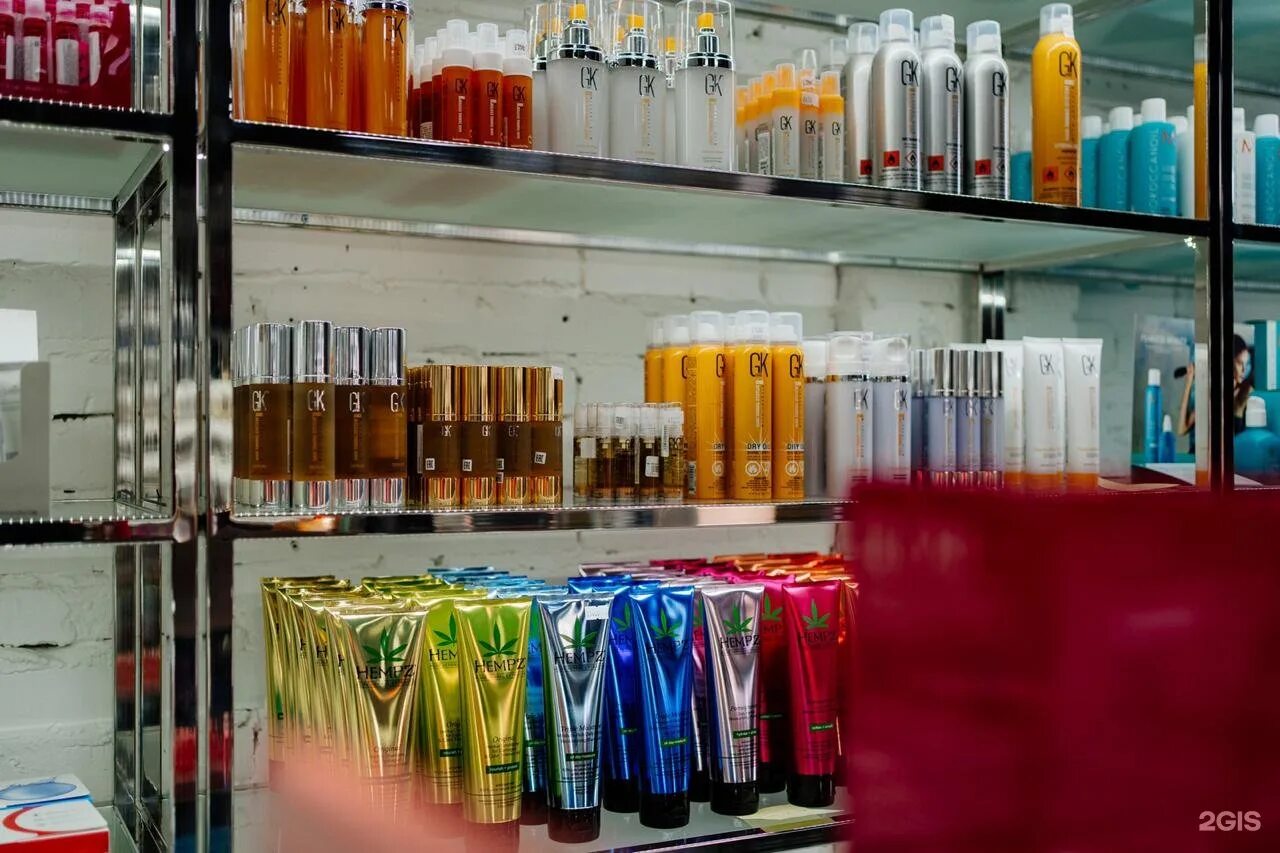 S parfum краснодар. Niche store. белорусская косметика краснодар магазин. парфюм кропоткин меркурий парк. самый крупный магазин парфюмерии.