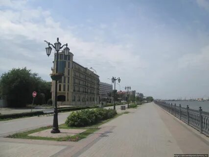Почтовая набережная