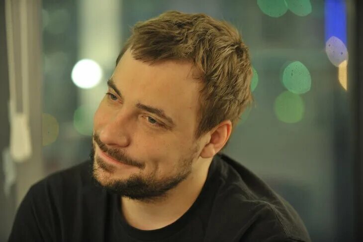 У дочери другое отчество": Евгений Цыганов о восьмерых детях от двух актрис