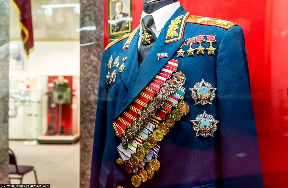 Награды на парадной форме. Награды на кителе. Награды на парадной форме. Китель с орденами. Награды на парадной форме.