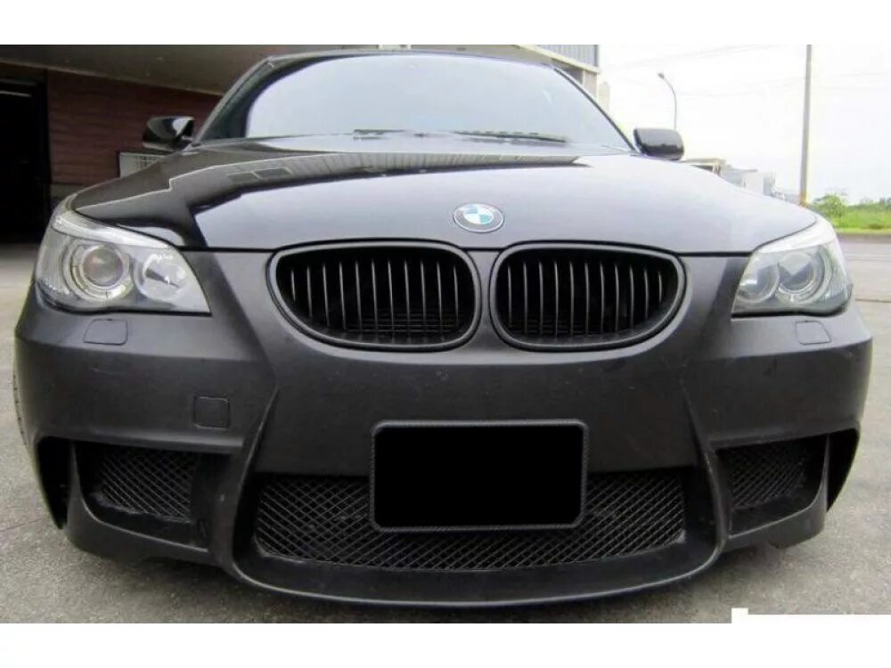 BMV E 60 bamper m 4. BMW e60 m4 Bumper. BMW e60 передний бампер. БМВ е60 бампер м4. Передний бампер е60