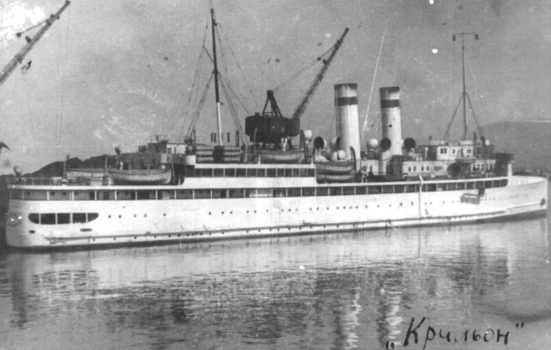 паром пароход. буксир новгород 1967. пароход с паром. водный транспорт пароход. речные корабли.