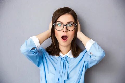 Изумленная девушка