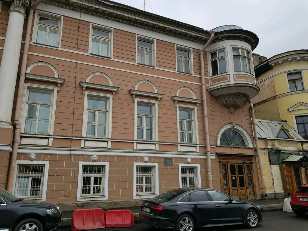 городской диспансер на фонтанке 18. набережная реки фонтанки 18 диспансер. набережная реки фонтанки дом 18. городской врачебно физкультурный диспансер фонтанка. набережная реки фонтанки диспансер.