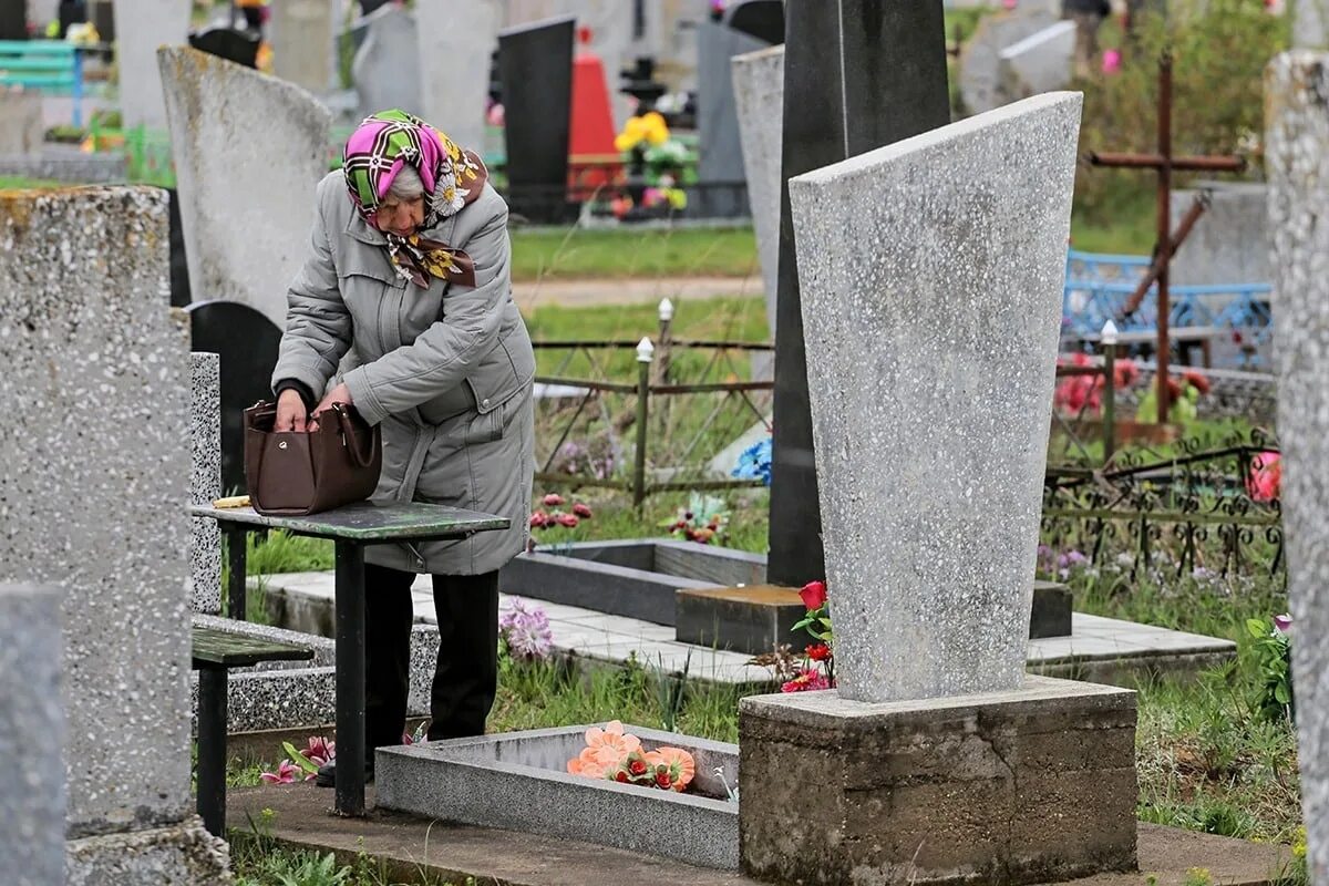 Барановичи кладбище. Кладбище Русино. Кладбище Русино г.Барановичи. Кладбище на Радоницу.