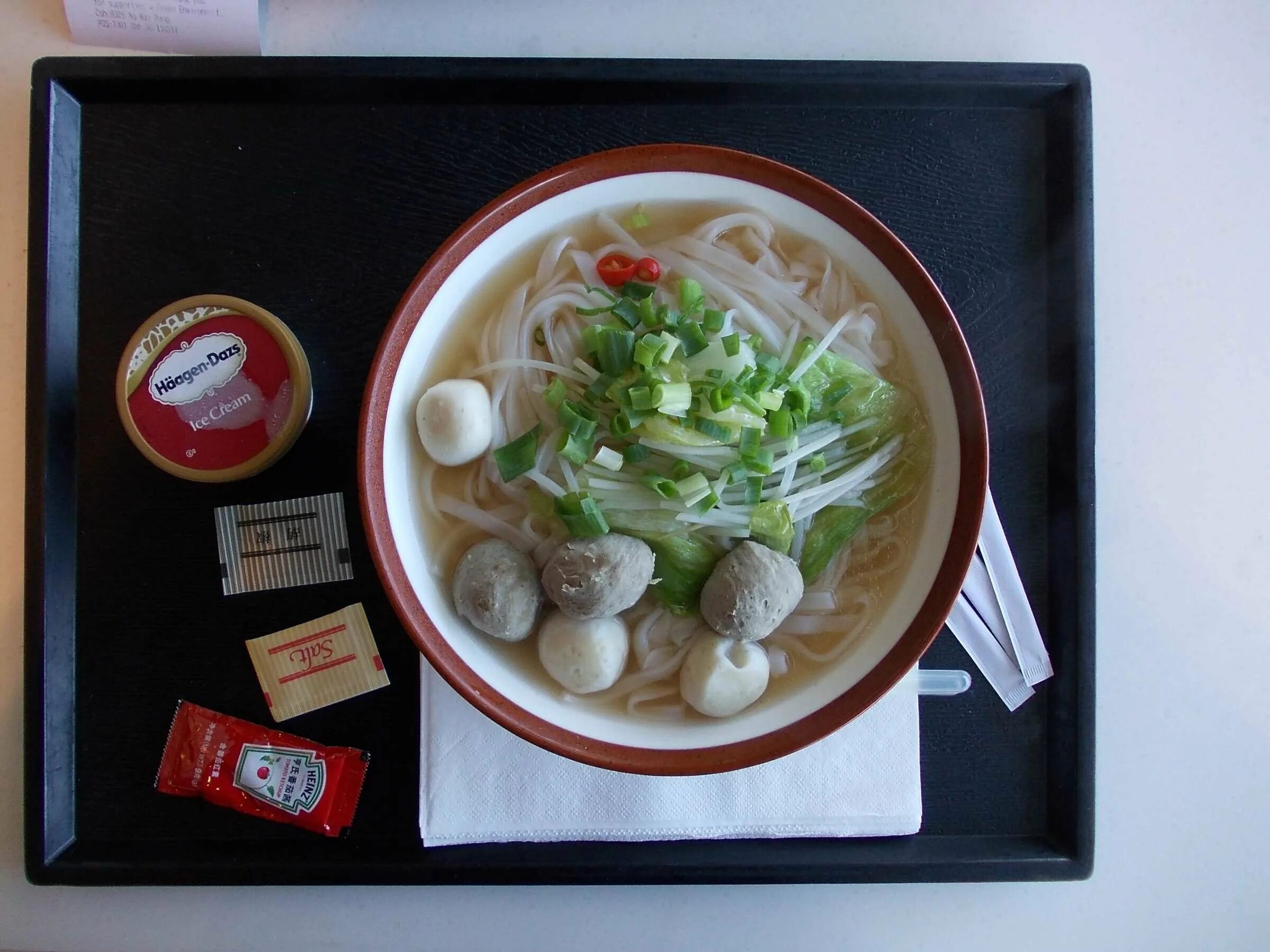 Еда в гонконге. Еда в гонконге. Традиционные блюда китая. Гонконг уличная еда. Еда в гонконге.