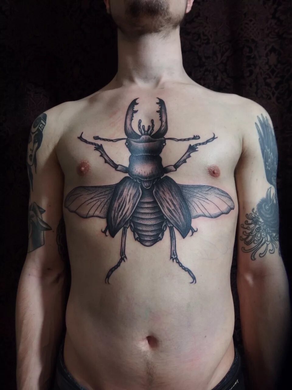 Тату жук значение. Жук олень тату. Тату жук скарабей значение. Скарабей тату женское. Египетский скарабей тату.