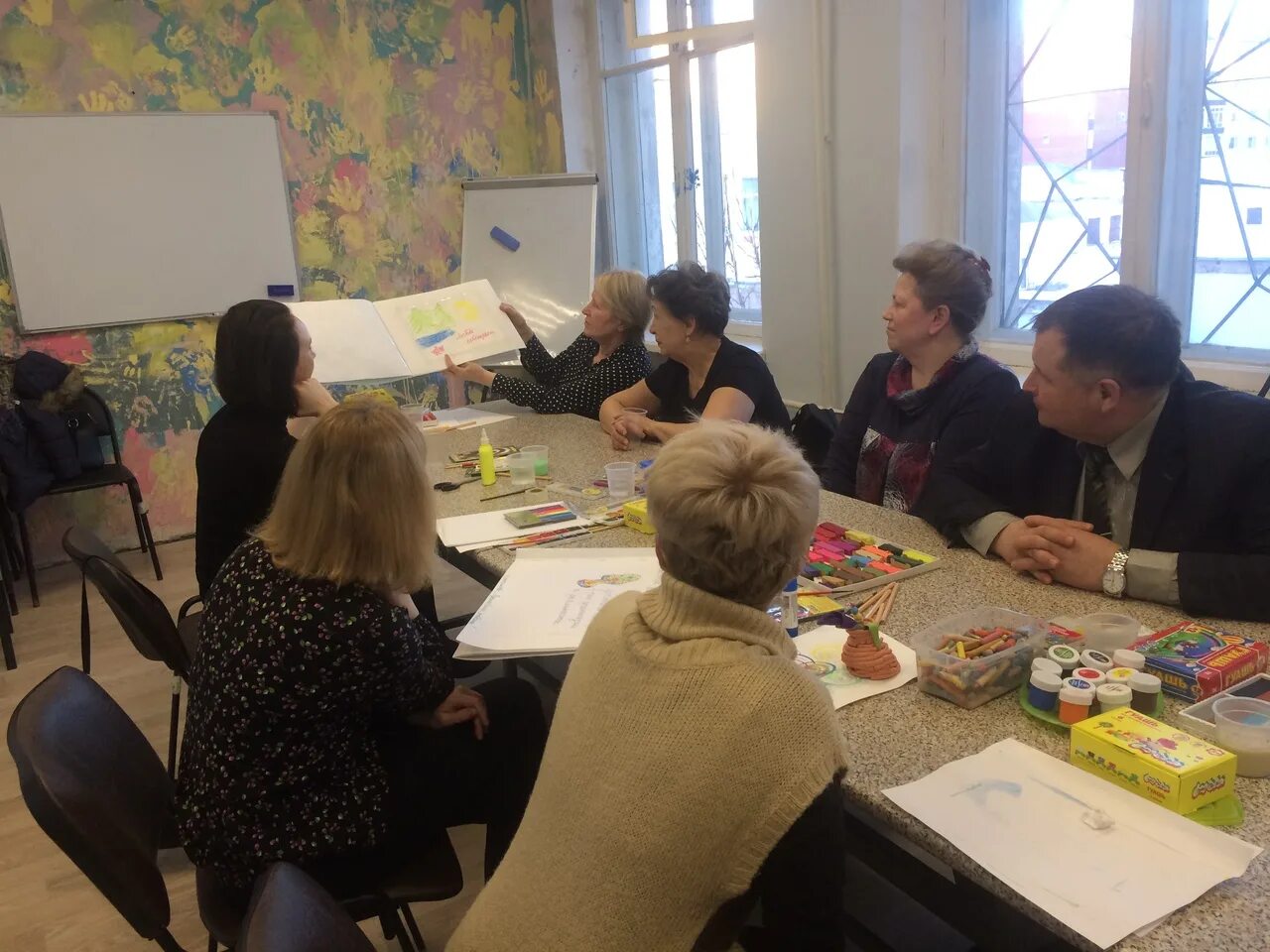 Проекты вдохновителей. Новости мир белогорья на выставка искусственного абстракт. Проект вдохновители. Проекты вдохновителей. Мам ру сайт для воспитателей.