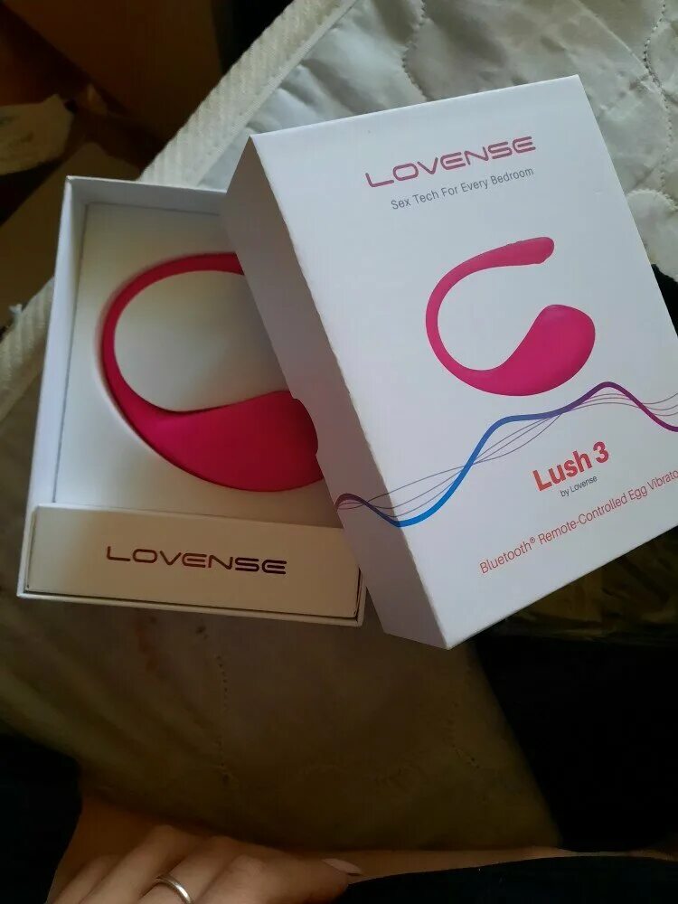 Вибратор лучшего качества. Ловенс лаш 3. Lovense lush 3 упаковка. Ловенс игрушка для женщин. Лаш игрушка ловенс.