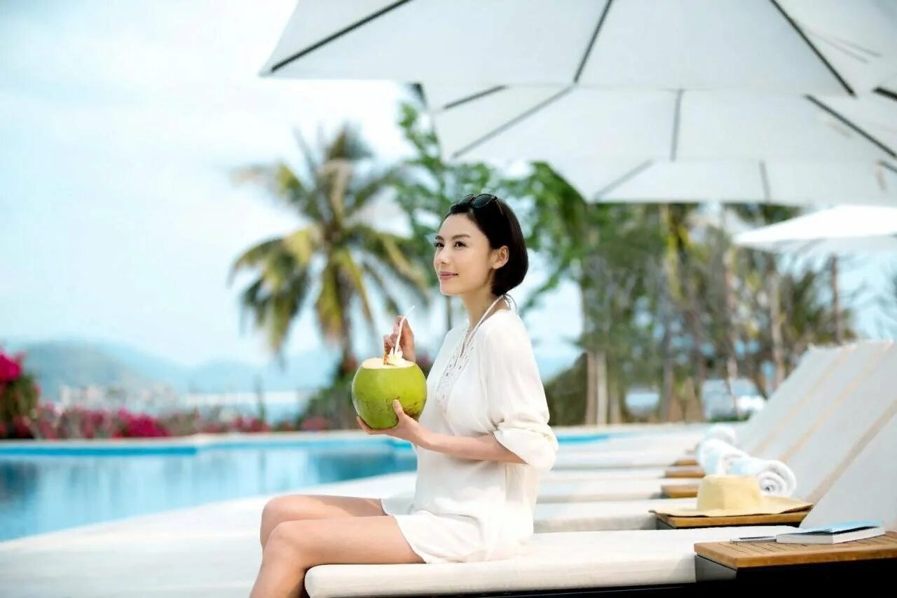 Hyton hotel sanya 4*. Хайнань люди. Отпуск в китае. Хайнань китай. Хайнань люди.