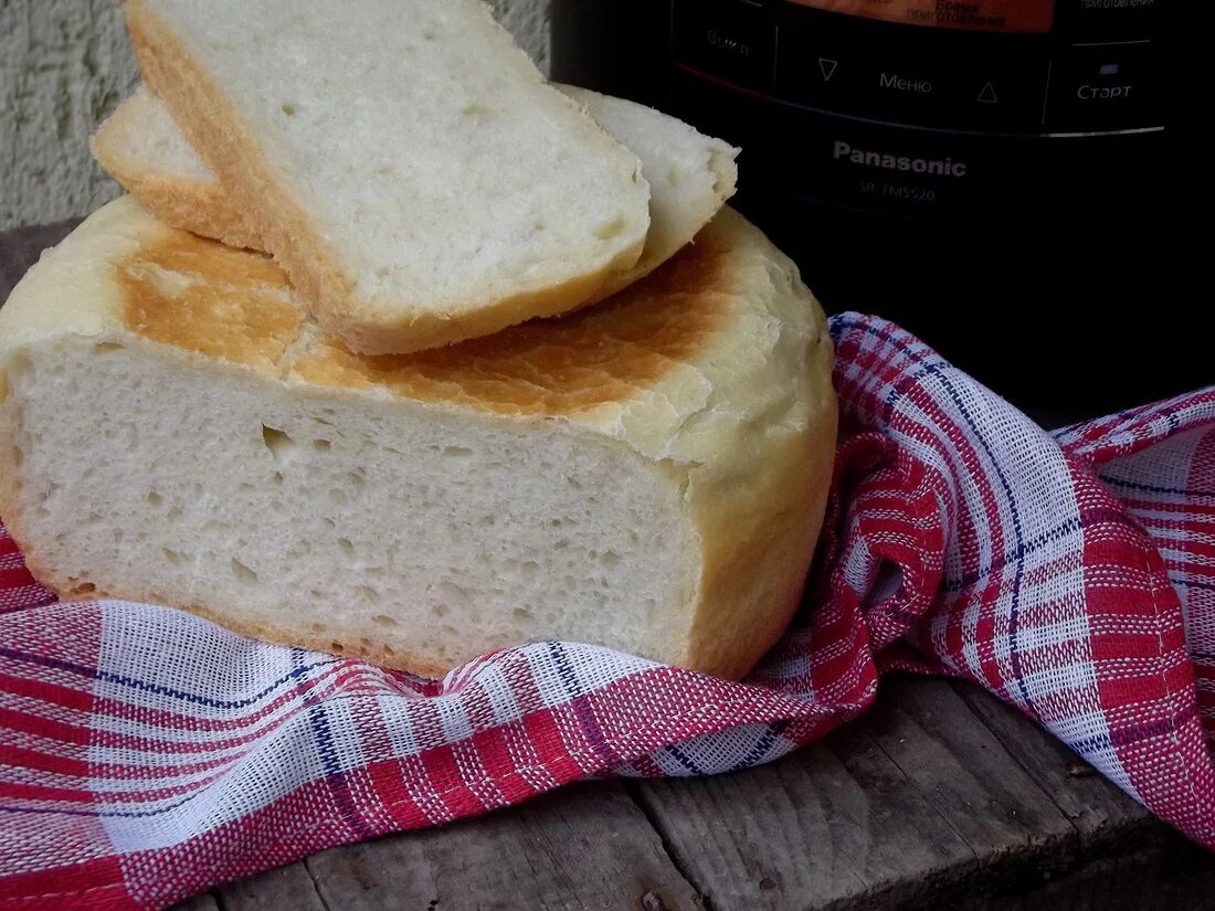 Хлеб в мультиварке Панасоник. Белый хлеб в мультиварке. Мягкий домашний хлеб. Домашний хлеб в мультиварке.
