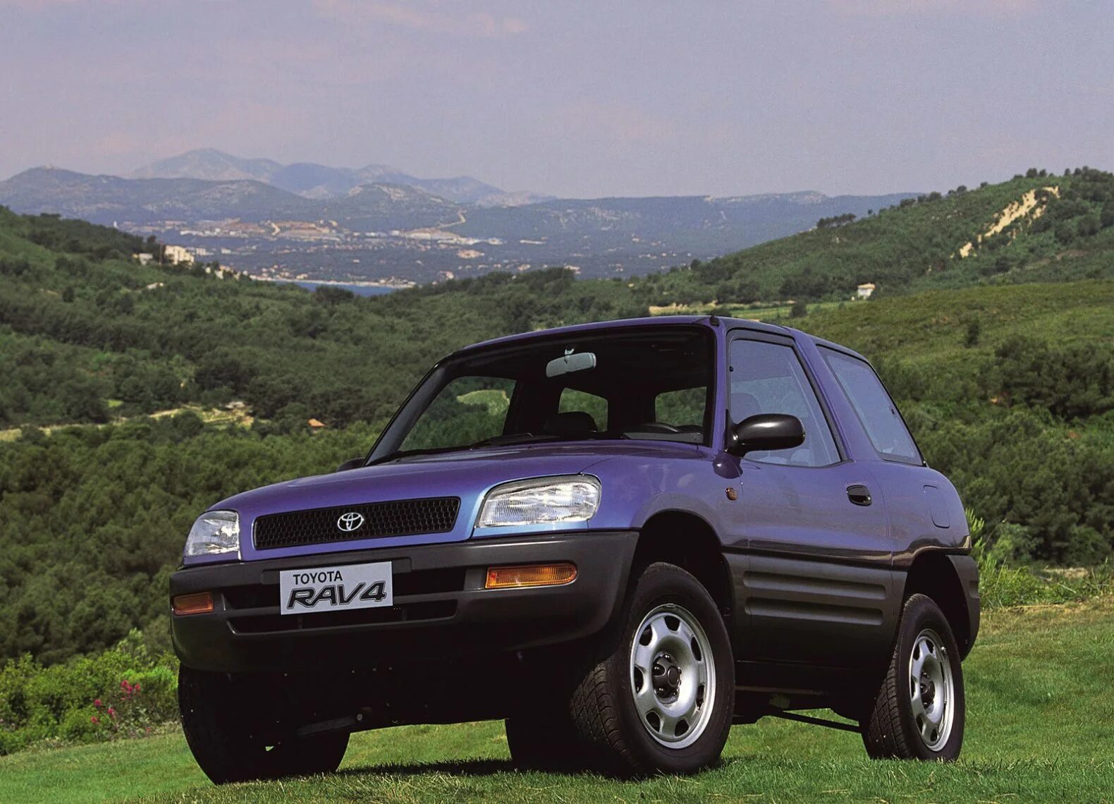 Toyota rav4 1994. Тойота RAV 4 1994. Тойота рав 4 1994-2000. Toyota rav4 1996.