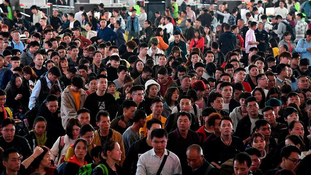 Народ живущий в китае. Население Китая 2022. Население Китая на 2020 год. Китай люди. Куча китайцев.