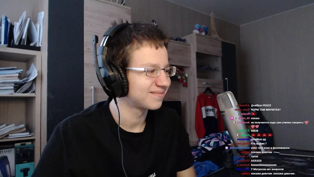 Квикхантик стример. Квик хантик. Квикхантик. Квикхантик лысый. Квикхантик лысый.