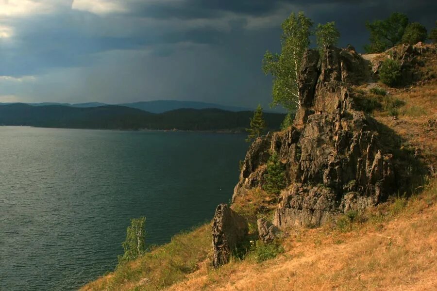 Воробьев в озерах. Воробьево озеро.