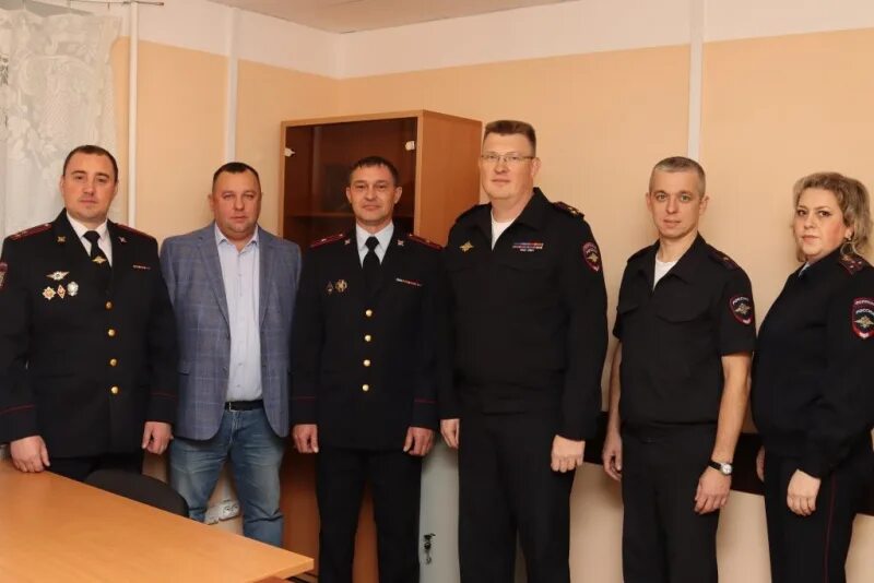 Начальник 5 отдела полиции нижний новгород. Нижегородский отдел полиции 5. Нижегородский отдел полиции 5. Полицейский отдел нижний новгород. Нижегородский отдел полиции 5.