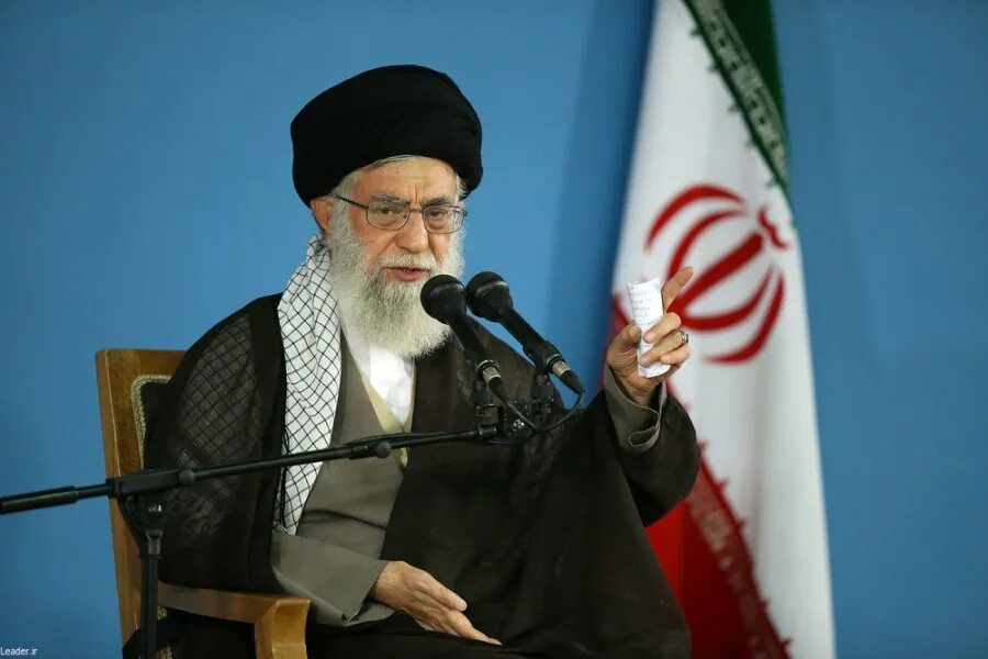 Хаменеи. Аятолла Ирана. Верховный руководитель Ирана.