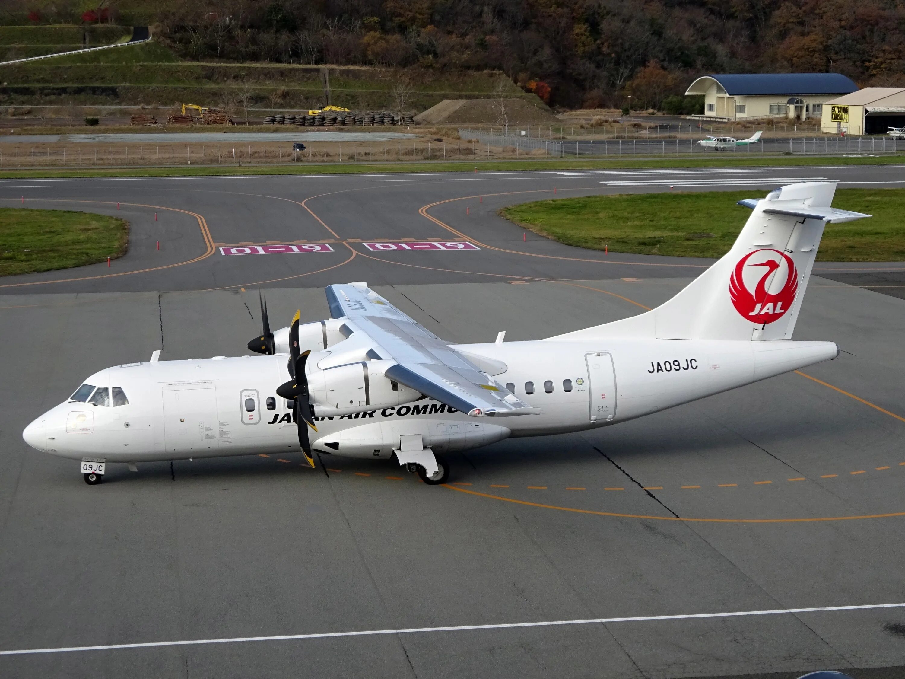 ATR 42-600s. АТР 42 600. ATR 42 Japan Air Commuter. ATR 42-600.