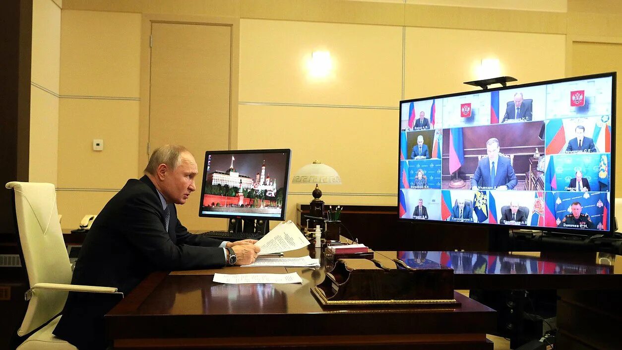 Президентская связь. Заседание в режиме видеоконференции.
