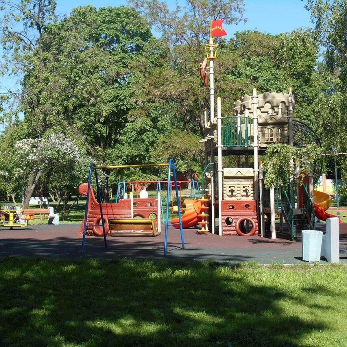 Загородный парк москва. Зоопарк самара загородный парк. Загородный парк во владимире. Загородный парк москва. Парк у пруда бекет.