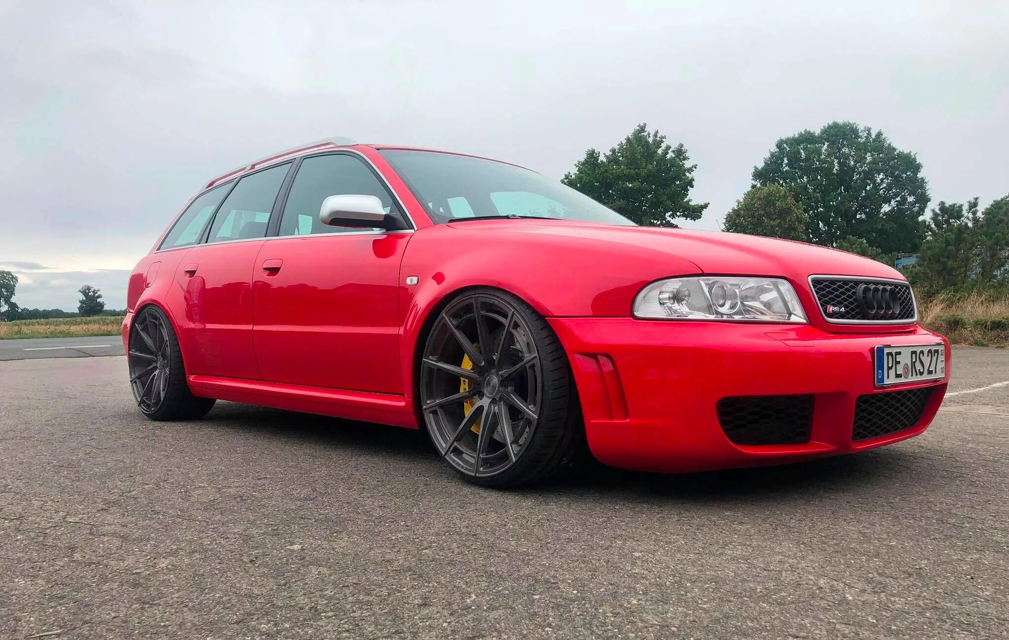 Audi rs4 b5. Ауди а4 б5 rs4. Audi a4 b5. Audi a4 b5 красная. Купить ауди а4 в5