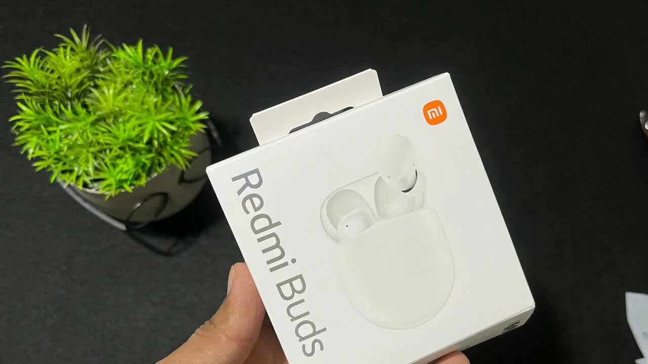 Redmi buds 4 сравнение. Xiaomi Redmi Buds 4. Redmi Buds 4 коробка. Redmi Buds 4 Lite. Xiaomi Buds 4 Pro.