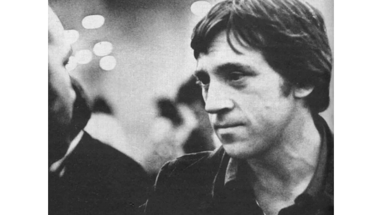 Высоцкий. Песня высоцкого кругом 500. Высоцкий. Песня высоцкого кругом 500. Кругом 500 высоцкий слушать.