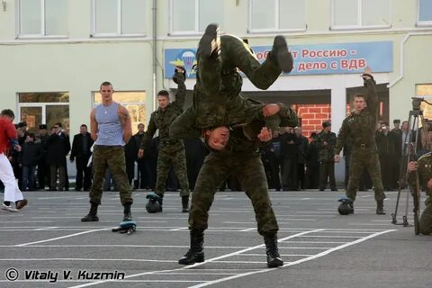 Показательные рукопашный бой