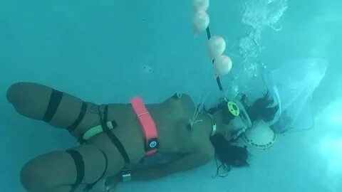 Drea morgan underwater