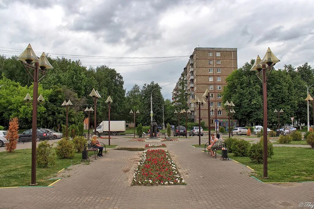 Г подольск п. Подольск, Московская обл., сквер. Город Подольск Московской области. Подольск центр. Центр Подольска Московской области.