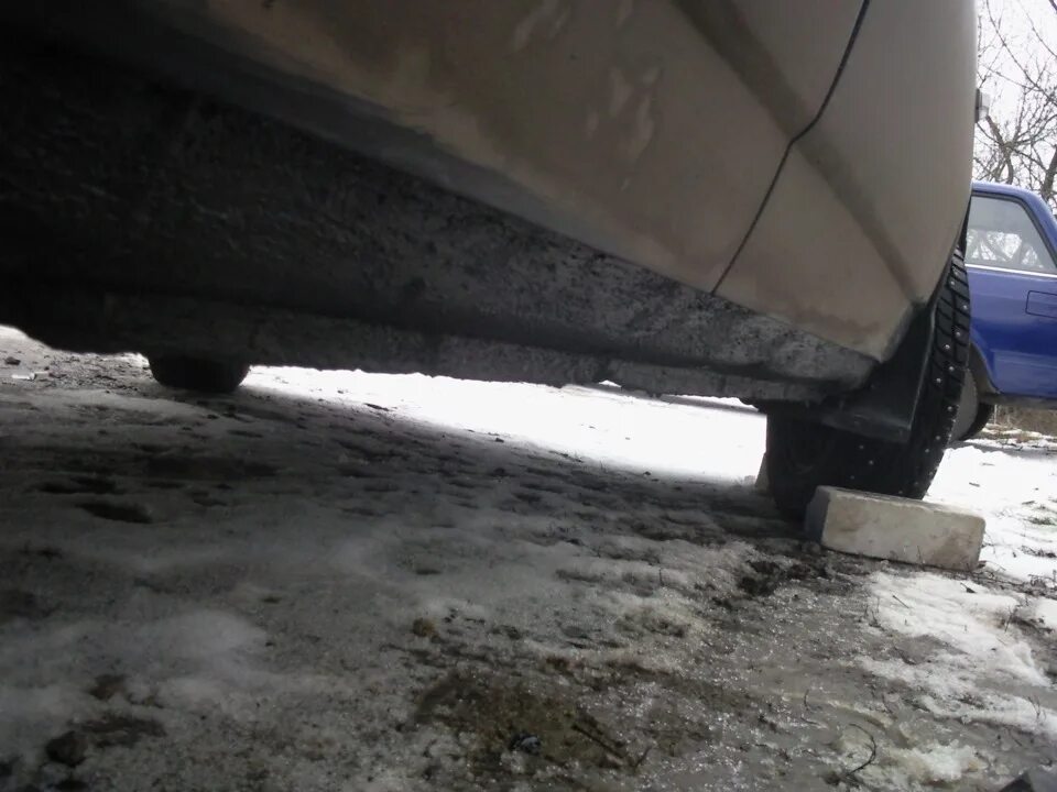 Ремонтный порог ваз 2107. Усилитель порога ваз 2107. Ремонтный порог ваз 2107. Крепления порогов ваз 2110. Установка порогов ваз.