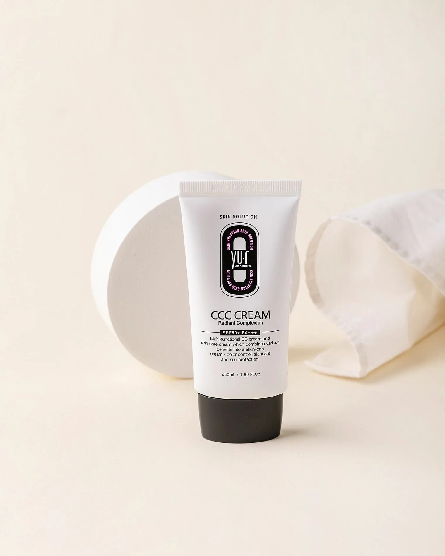 Ccc cream radiant complexion spf. Yu.r корректирующий крем yu-r ccc cream (medium), 50мл. ссс крем yu r skin solution корея. yu.r ccc cream radiant complexion spf50+. yu.r ссс-крем корректирующий - ccc cream (light), 50мл.