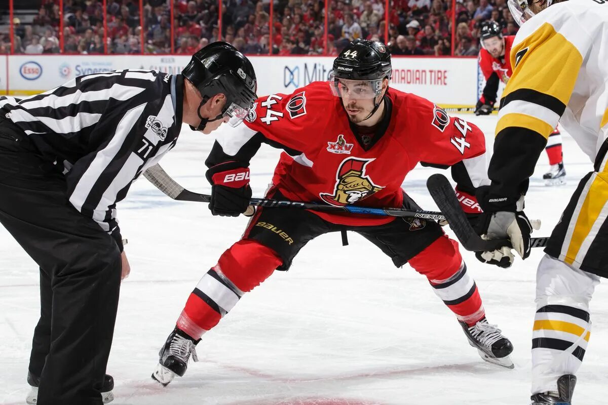 Нхл оттава сенаторз. Оттава сенаторз 1999. доминик гашек оттава сенаторз. ottawa senators 1917. оттава сенаторз чёрная форма.
