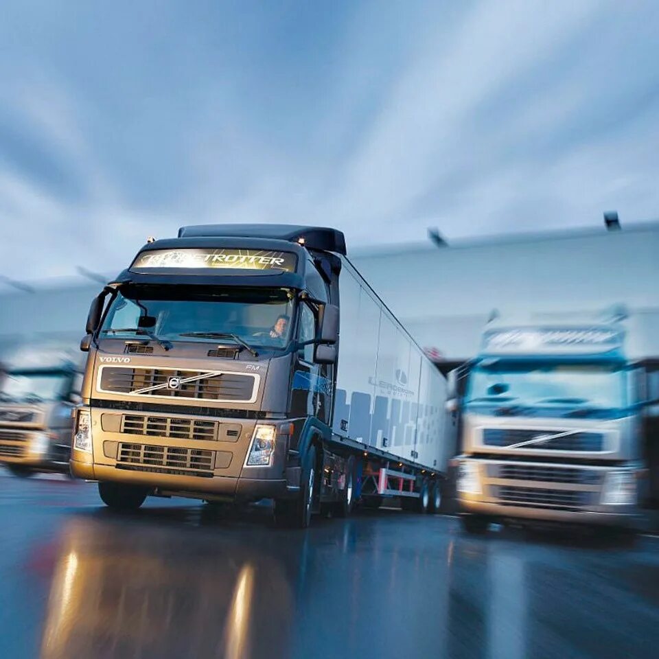 автомобильные перевозки грузов пассажиров. автомобильные перевозки грузов пассажиров. транспорт для перевозки грузов. грузовые автомобильные перевозки. грузовые автомобильные перевозки.