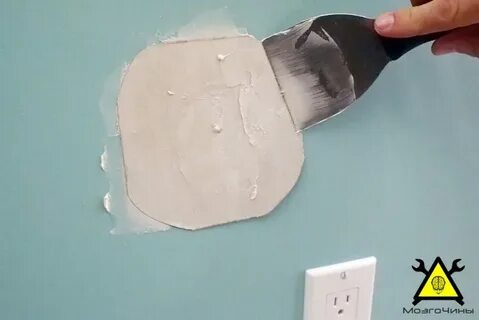 Заделываем дыры алебастром