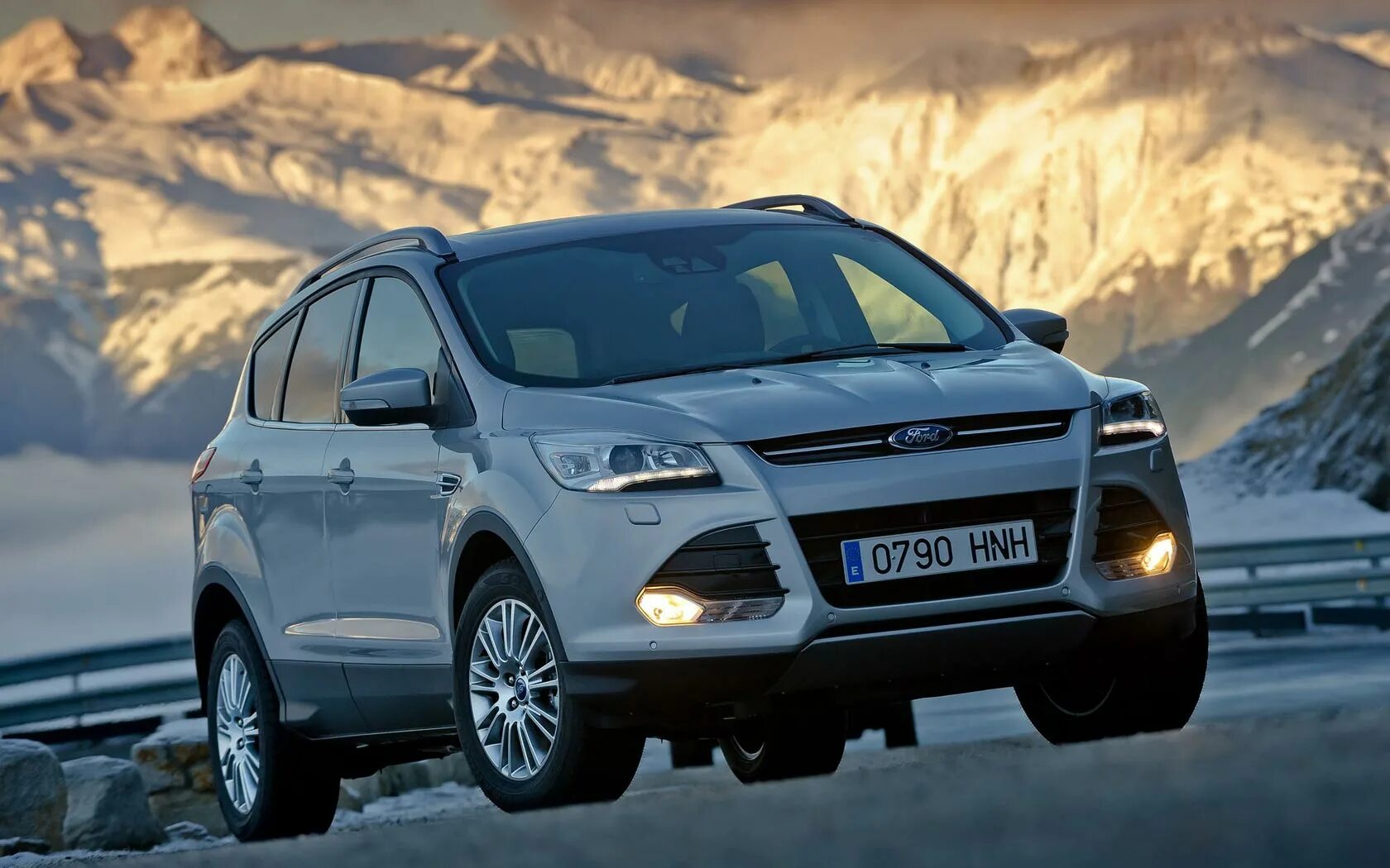 Машина форд куга. Форд Куга (Ford Kuga). Ford Kuga 2012. Форд Куга паркетник. Ford Kuga 1.