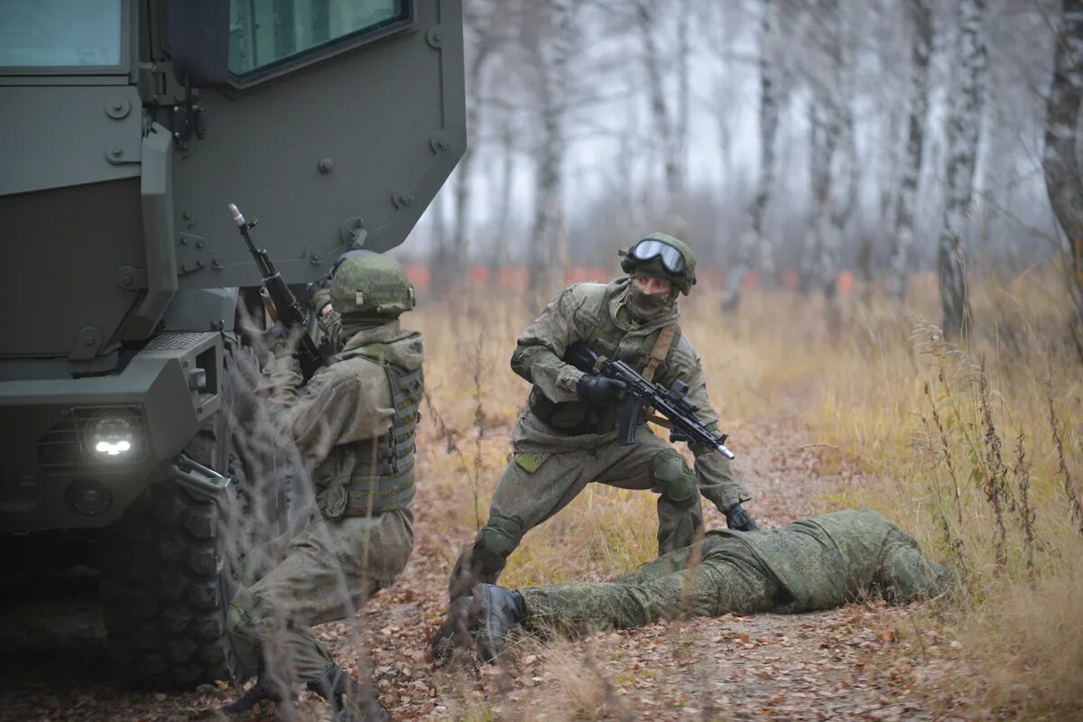 Разведчики ЗВО. Армия ЗВО. Спецназ ЗВО учения. Боевая подготовка учения.