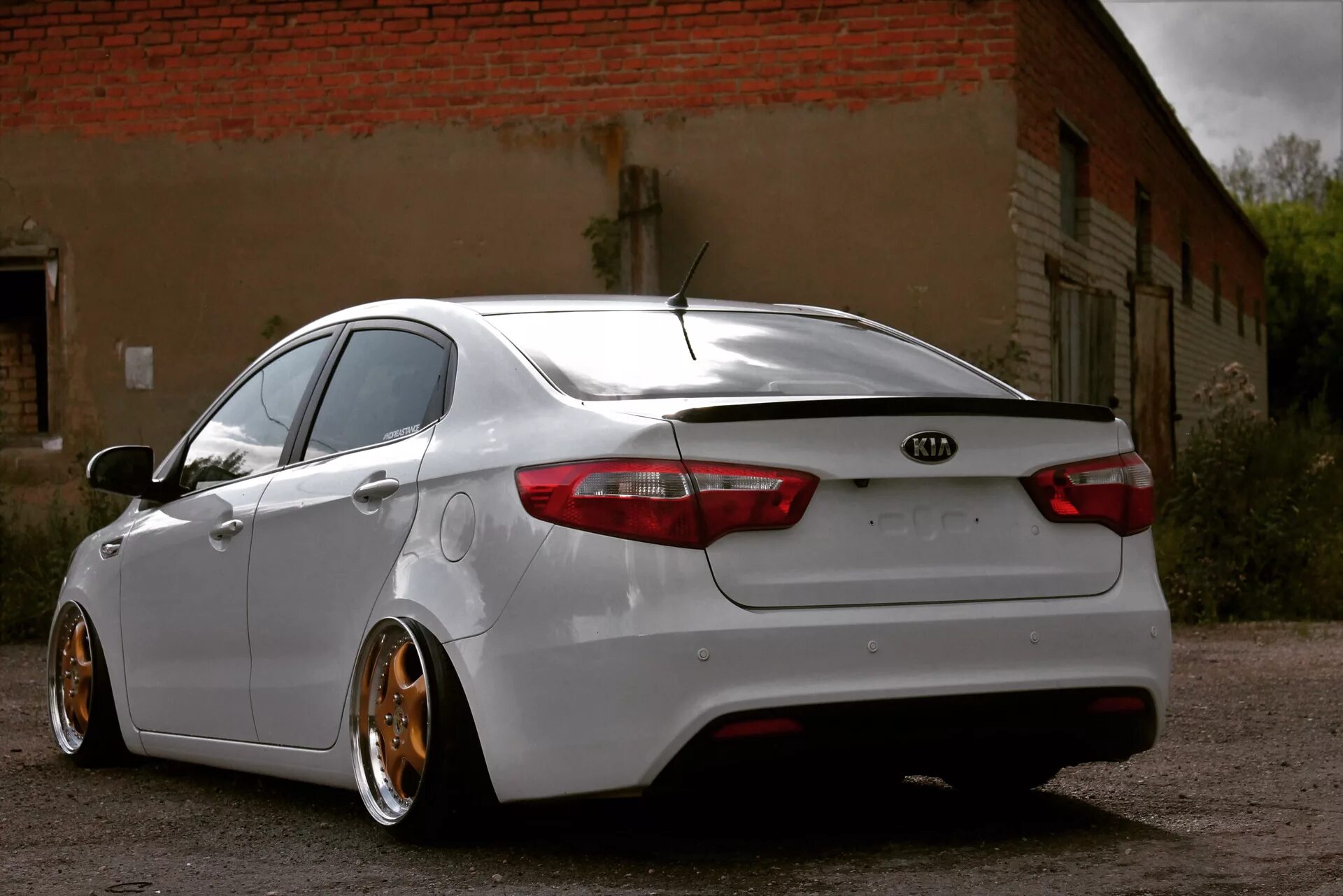 Обвес на киа рио 2012. Рио 3 обвес. Kia rio 3 обвес. Kia rio 3 обвес. Обвес киа рио 3 рестайлинг.