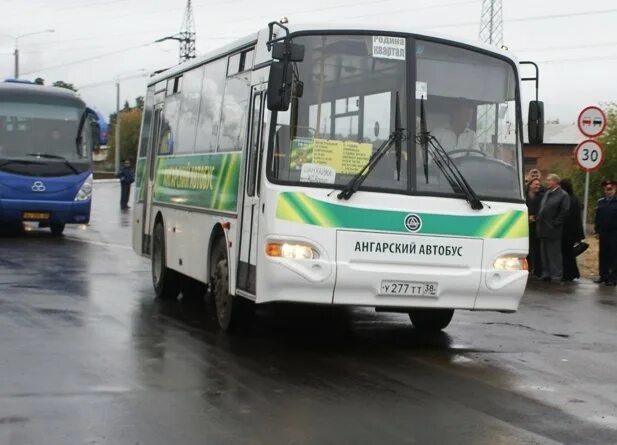 Автобус ангарск. 28 Автобус Ангарский. Автобус 2 Ангарск. Автобус 28 Ангарск. Проезд а автобусах Ангарска.