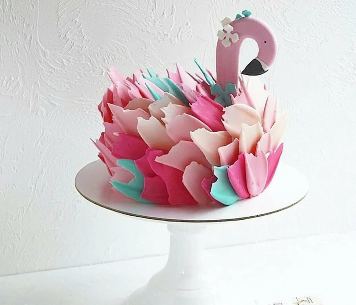 Торт фламинго. Муссовый торт с Фламинго. Безе меренга Фламинго. Безе розовый Фламинго. Безе Фламинго торт с Фламинго.