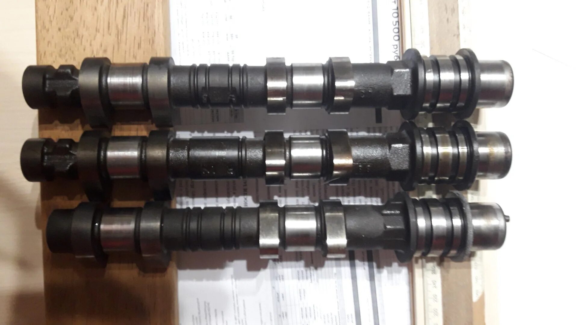Полировка распредвалов в ставрополе. Распредвалы субару ej257 grb. Субару импреза распредвал. 13031aa352. Распредвалы ej205.